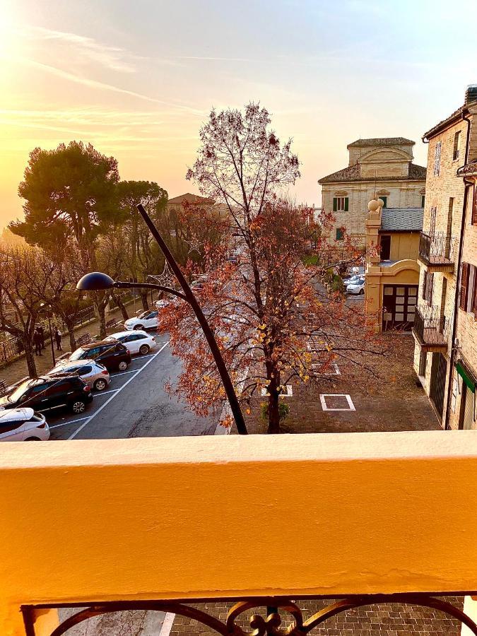 B&B Terrazza Sul Borgo Mogliano Eksteriør bilde