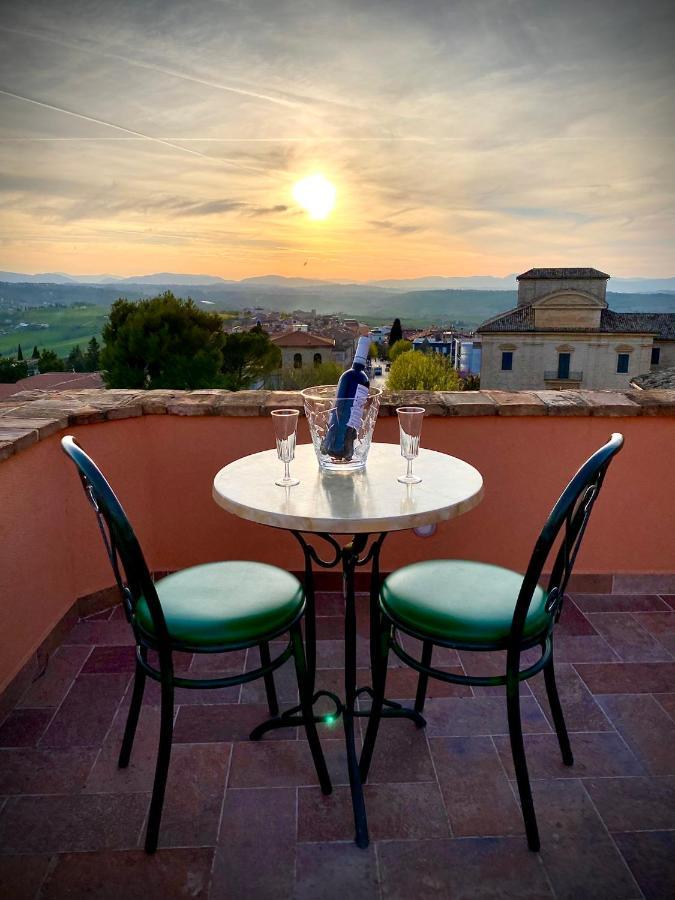 B&B Terrazza Sul Borgo Mogliano Eksteriør bilde