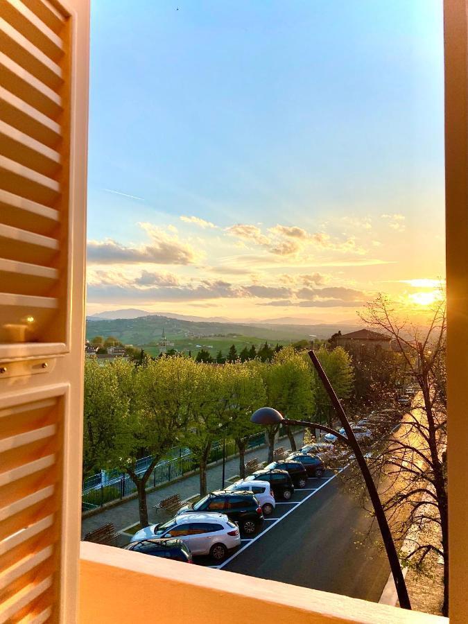 B&B Terrazza Sul Borgo Mogliano Eksteriør bilde